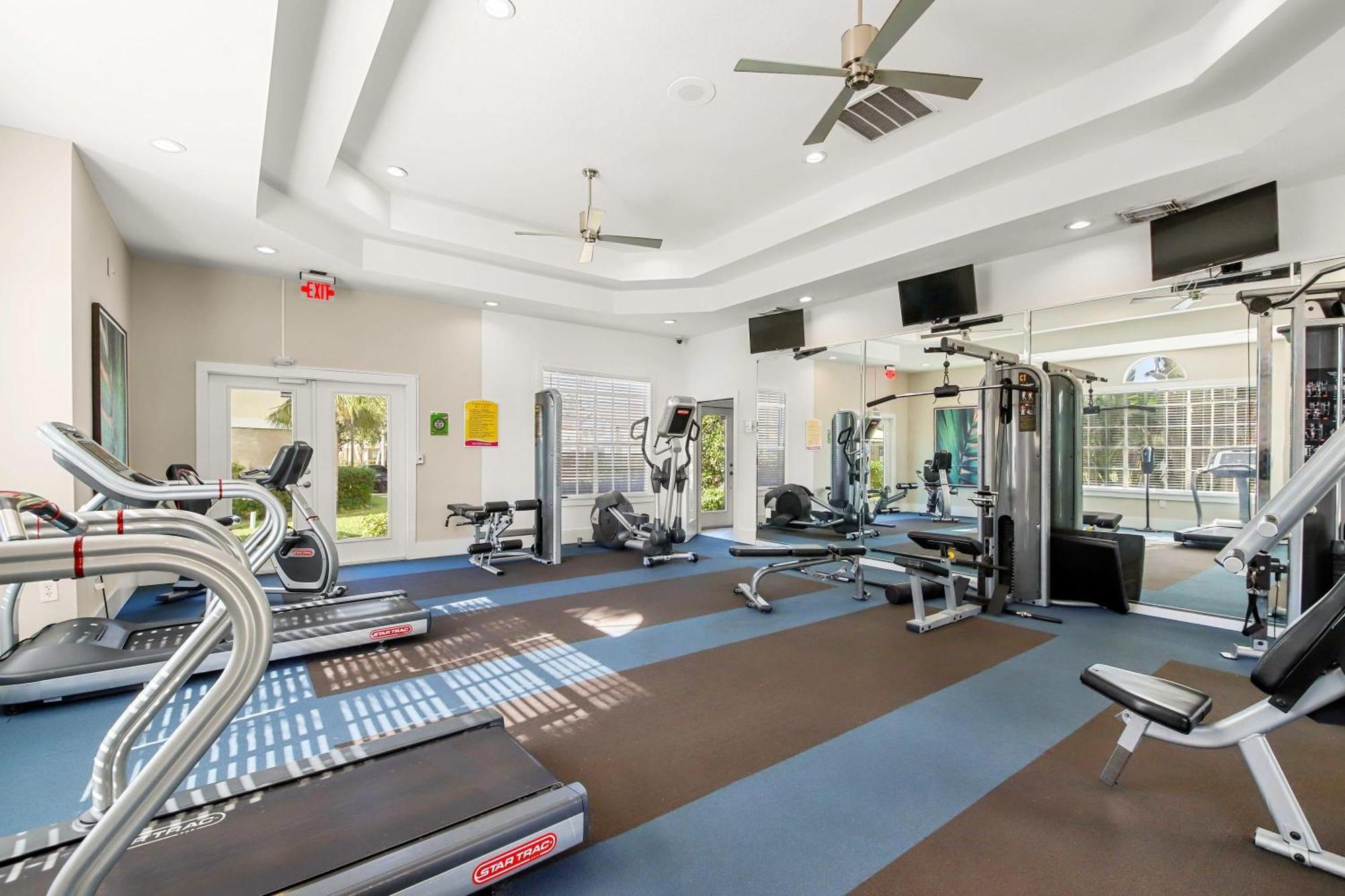 Viagem Beautiful 2BR Balcony Pool Gym Bradenton Exterior foto
